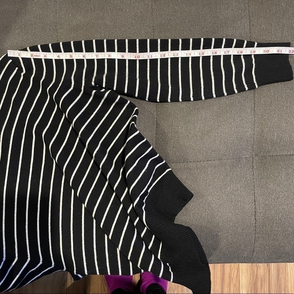 Black and White Striped Y2K Style Pullover Sweater - Picture 10 of 11